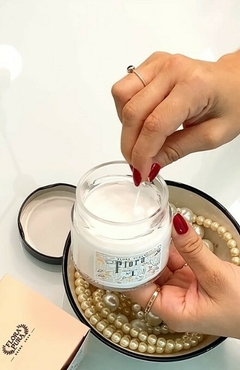 Creme Acetinado Flora 1 - comprar online