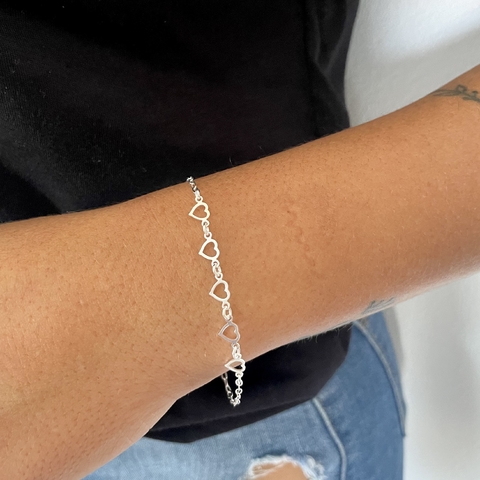 Pulseira corações vazados - prata 925