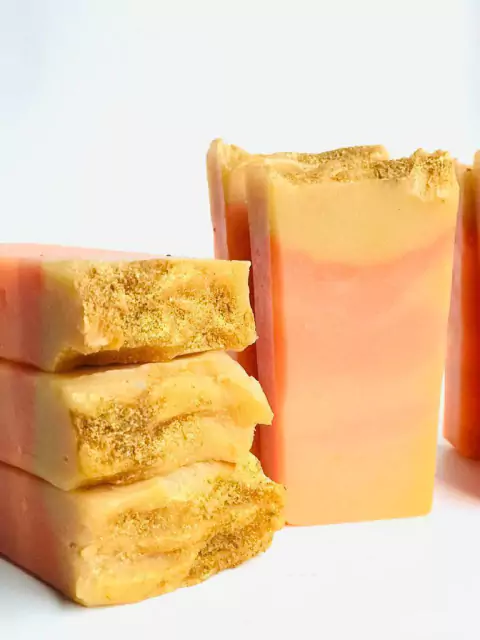 SABONETE NATURAL LARANJA COM CENOURA - COLEÇÃO SIMPLICITY