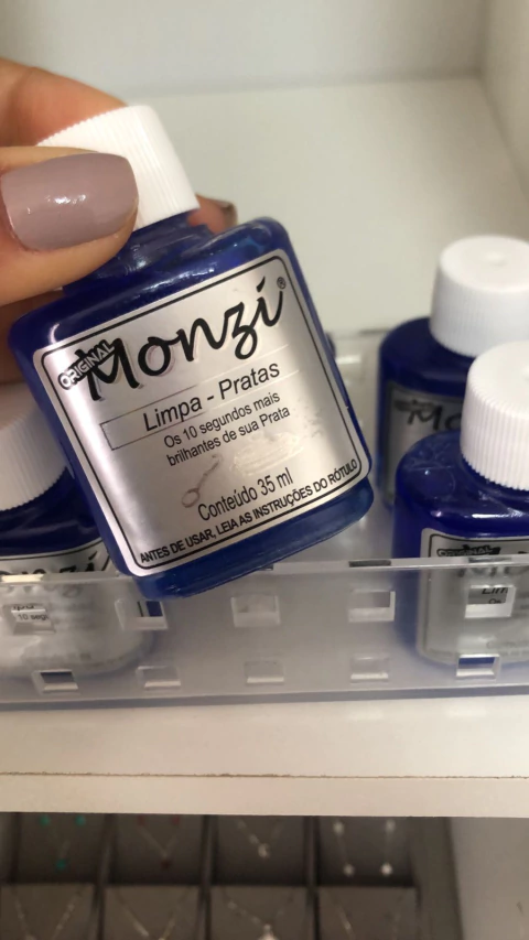 LIMPA PRATAS - MONZI