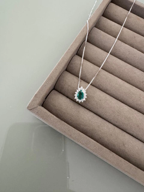 COLAR ZIRCONIA GOTA ACQUA COM CRAVEJADO