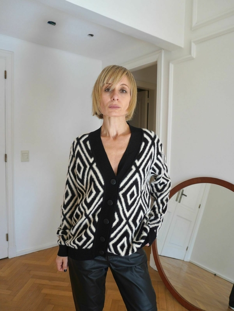 CARDIGAN NEGRO & BLANCO #SUAVE - comprar online