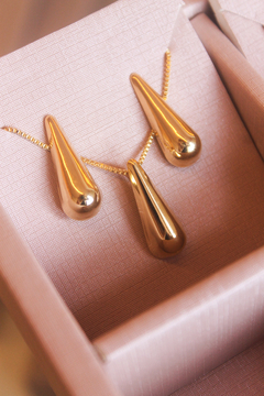 Conjunto Gotinha Lisa com Banho em Ouro na internet
