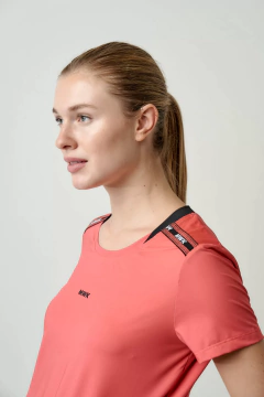 REMERA DANAE / MIWOK - RunStore