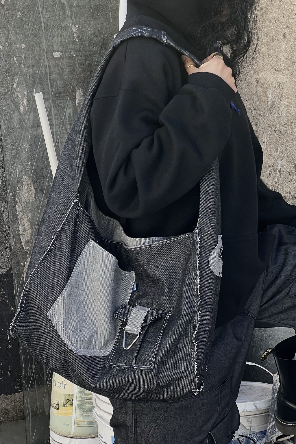 Shoulder Bag Dissolve thumbnail 3