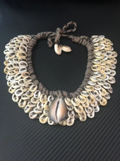 colar Papua micro concha lapidada - comprar online