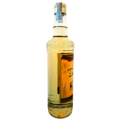 Cachaça Erva Doce Umburana 670 ml na internet