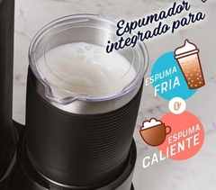 CAFETERA LATTE OSTER® CON ESPUMADOR OBVSTDC02B-054AR - tienda online
