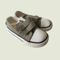 ZAPATILLAS - KICKERS - TALLE AR 23 - VERDE - comprar online