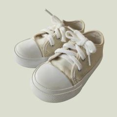 ZAPATILLAS - MIMO - TALLE AR 21 - CREMA CON BRILLOS - PilchaGo