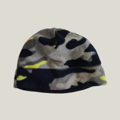 CONJUNTO - GYMBOREE - TALLE 2 A 4 AÑOS - SET X2 PIEZAS (GORRO Y BUFANDA) CAMUFLADO GRIS Y AMARILLO POLAR - tienda online