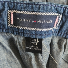 POLLERA - TOMMY HILFIGER - TALLE 6 A 9 MESES - JEAN CON MOÑOS - tienda online
