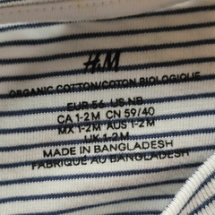 REMERA - H&M - TALLE RN - RAYAS en internet
