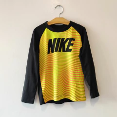 REMERA ML - NIKE - TALLE 4 A 5 AÑOS - NEGRA Y AMARILLA DRI - FIT - comprar online