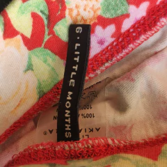 SHORT - LITTLE AKIABARA - TALLE 6 MESES - ROJO MOTIVO FLORES - PilchaGo