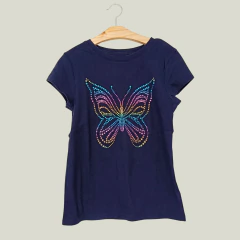 REMERA - GAP - TALLE 8 AÑOS - AZUL MOTIVO MARIPOSA