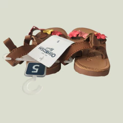Imagen de SANDALIAS - OSHKOSH - TALLE AR 20 - MARRÓN MOTIVO FLORES