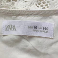 BLUSA MC - ZARA - TALLE 10 AÑOS - BLANCO CON BRODERIE en internet