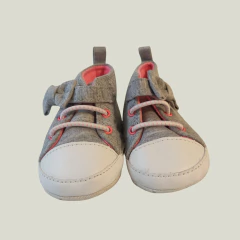 ZAPATILLAS - CARTER'S - TALLE 0 A 3 MESES - GRIS Y ROSA - PilchaGo