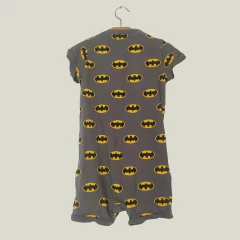 ENTERITO - H&M - TALLE 9 A 12 MESES - GRIS MOTIVO BATMAN en internet