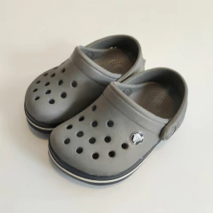 ZUECOS - CROCS - TALLE AR 20/21 - GRIS - comprar online