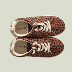 ZAPATILLAS - CARTER'S - TALLE AR 34 - MARRÓN MOTIVO CORAZONES