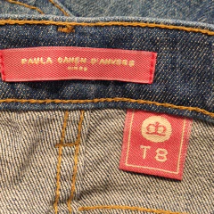 PANTALÓN JEAN - PAULA CAHEN D'ANVERS - TALLE 8 AÑOS - AZUL CON BORDADO MOTIVO CORONAS EN BOLSILLOS TRASEROS - PilchaGo