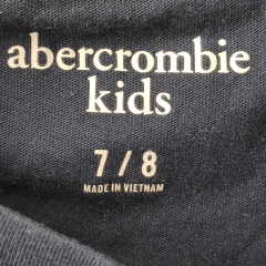 MUSCULOSA - ABERCROMBIE - TALLE 7 A 8 AÑOS - AZUL - PilchaGo