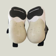 ZAPATILLAS - NIKE - TALLE AR 17,5 - NEGRO