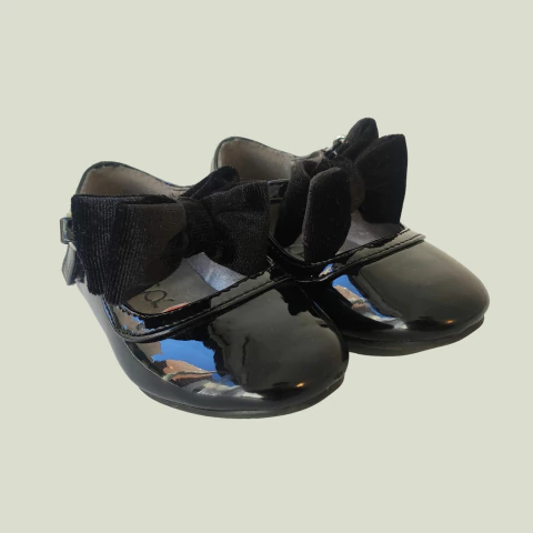 GUILLERMINA - SUGAR - TALLE AR 20 - NEGRO CON MOÑO - comprar online