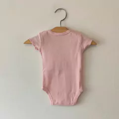 BODY MC - CARTER'S - TALLE RN - ROSA CON LEYENDA - comprar online