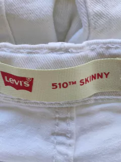 PANTALÓN JEAN - LEVI'S - TALLE 8 AÑOS - BLANCO en internet