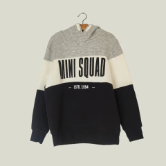 BUZO - H&M - TALLE 4 A 6 AÑOS - GRIS Y NEGRO CON LEYENDA MINI SQUAD - comprar online