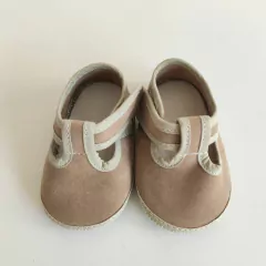 ZAPATITOS - BBTON - TALLE 4 A 6 MESES - MARRON CLARO GAMUZADO en internet