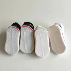 MEDIAS - CONVERSE - TALLE 0 A 3 MESES - BOTITAS X2 UNIDADES (NEGRO Y BLANCO)