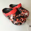CROCS - CROCS - TALLE AR 27 - NEGRAS Y ROJAS