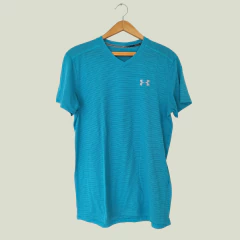 REMERA - UNDER ARMOUR - TALLE S - A RAYAS CELESTE Y AZUL - comprar online