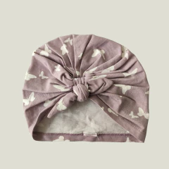 GORRO - TALLE 3 A 6 MESES - LILA MOTIVO MARIPOSAS - comprar online