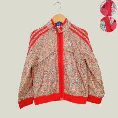 CAMPERA ROMPEVIENTOS - ADIDAS - TALLE 5 AÑOS - NARANJA Y AMARILLO MOTIVO ADIDAS - PilchaGo