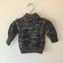 SWEATER - CARTER´S - TALLE 6 MESES - TEJIDO GRIS Y NEGRO - comprar online