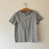 REMERA - TOMMY HILFILGER - TALLE 4 A 5 AÑOS - GRIS - comprar online