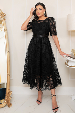 Vestido Midi Gisele na internet