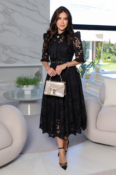 Vestido Midi Fernanda na internet