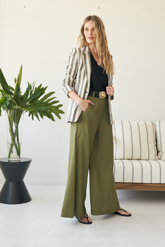BLAZER AMELIE LINO RAYADO en internet