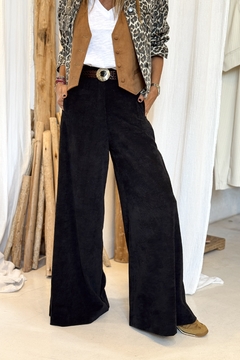 PANTALON MALIBU CORDEROY FW25 NEGRO - comprar online