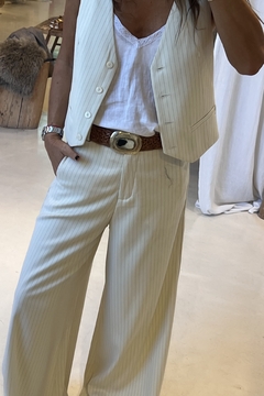 CHALECO JAMES TIZADO FW25 CRUDO en internet