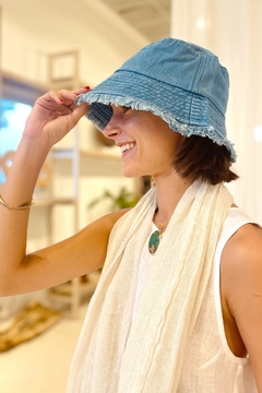 BUCKET DENIM AZUL