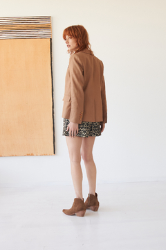 BLAZER EMILY LINO TOSTADO en internet