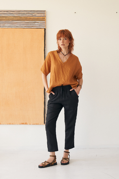 PANTALON BABUCHA FLORENCE LINO NEGRO - comprar online