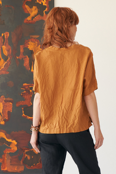BLUSA OLIVER LINO CAMEL - brenda shedden